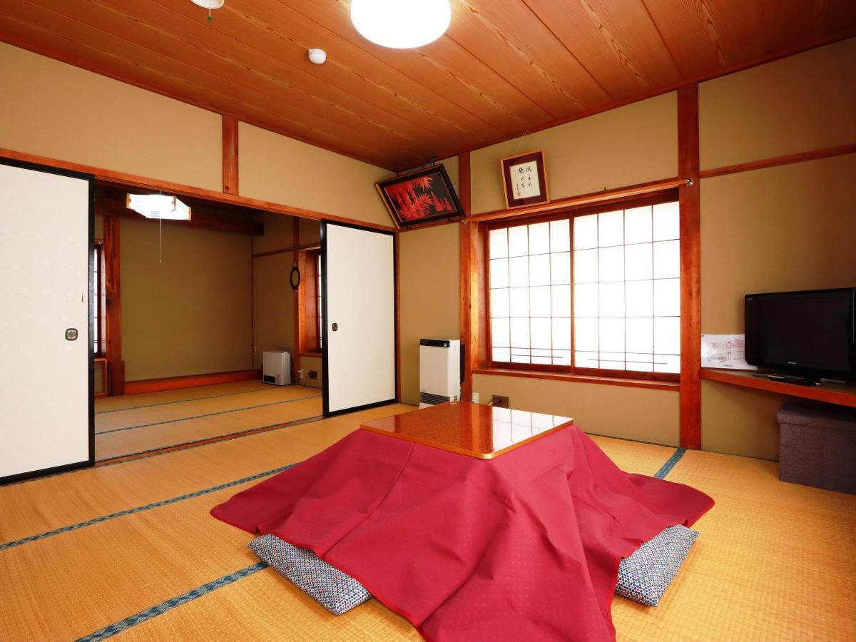 Hotel Minshuku Kojima Nozawaonsen Esterno foto