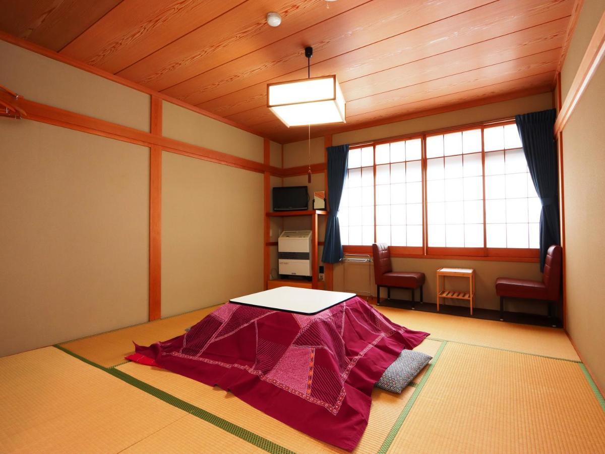 Hotel Minshuku Kojima Nozawaonsen Esterno foto