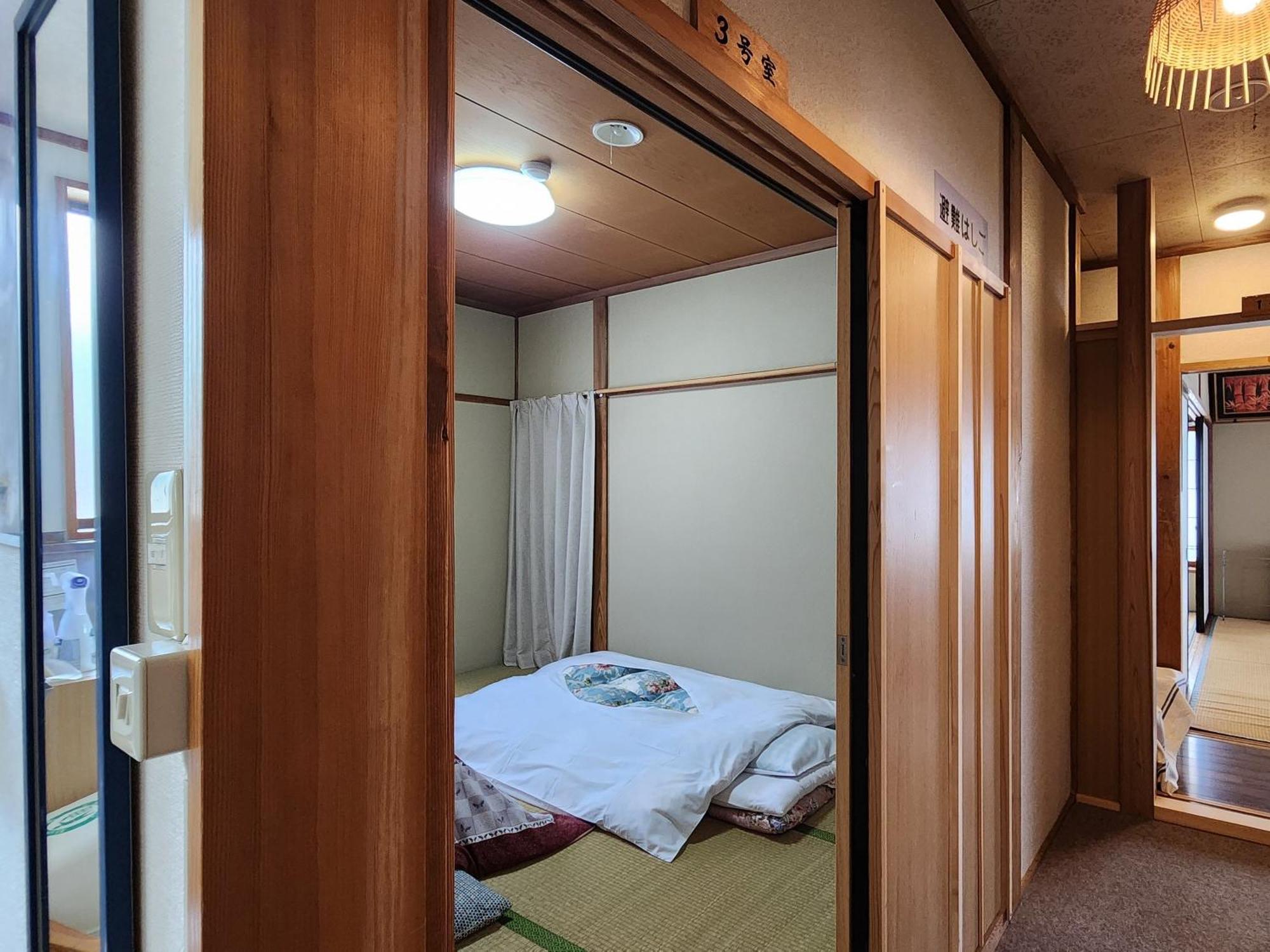 Hotel Minshuku Kojima Nozawaonsen Esterno foto