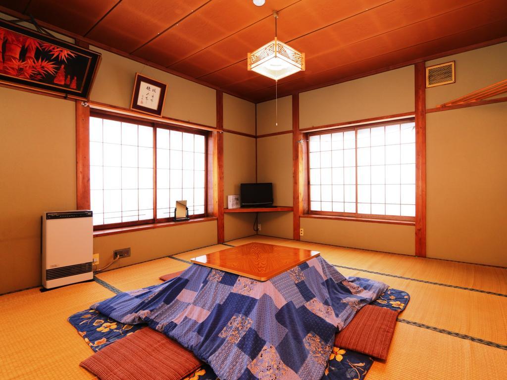 Hotel Minshuku Kojima Nozawaonsen Esterno foto