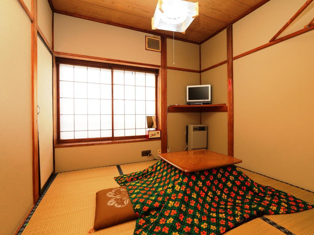 Hotel Minshuku Kojima Nozawaonsen Esterno foto
