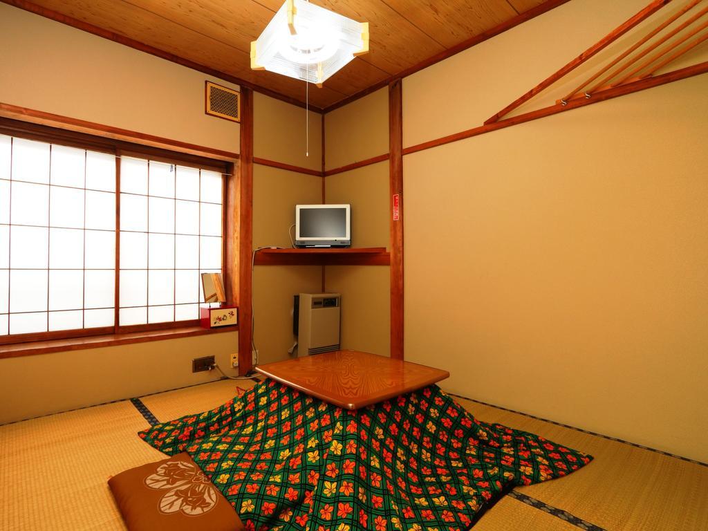 Hotel Minshuku Kojima Nozawaonsen Esterno foto