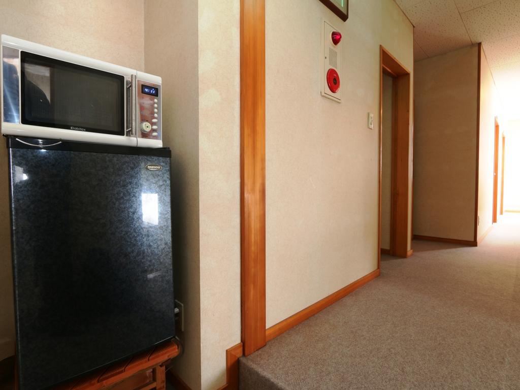 Hotel Minshuku Kojima Nozawaonsen Esterno foto
